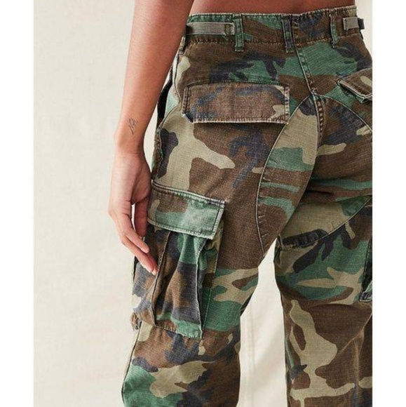 Vintage Camo Army Pants - Picture 8 of 8